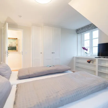 Holiday home Hues Zur Marsch