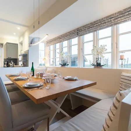 Hues Zur Marsch * Oldsum